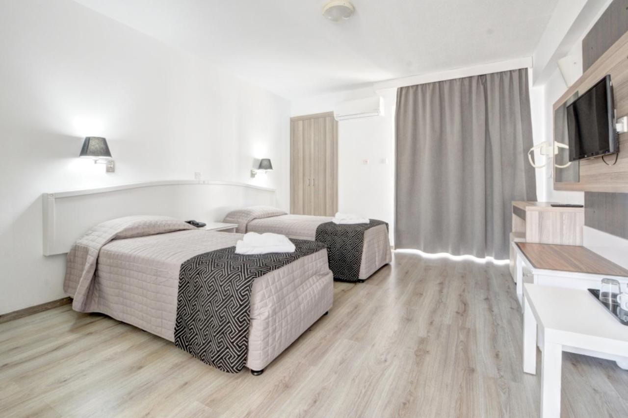 Barbara Hotel Apts Ayia Napa Bagian luar foto